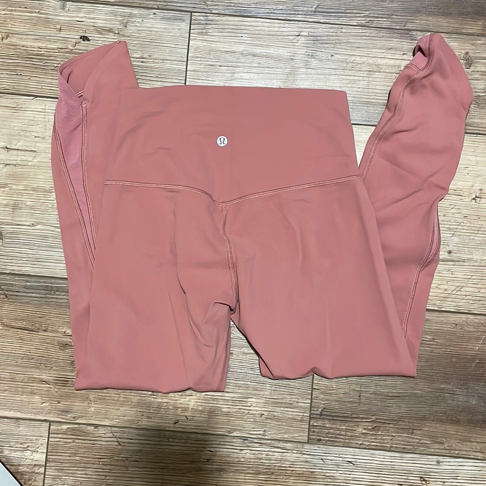 lululemon sz 6 brand new leggings!